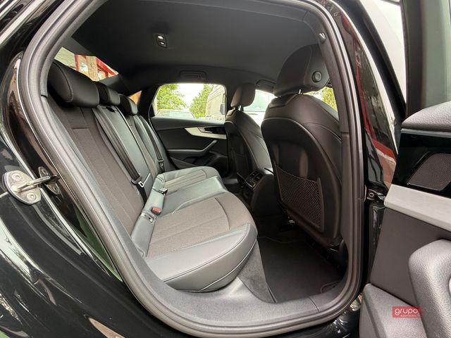 Audi A4 S line 40 TFSI Stronic