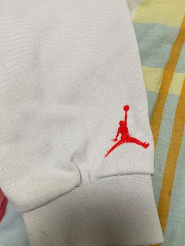 Sudadera Jordan Blanca y Roja