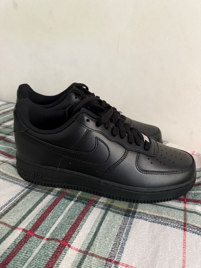 Nike Air Force 1 Negras Talla 44