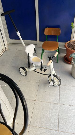 Triciclo evolutivo Jumpop +12 meses hasta 5 años