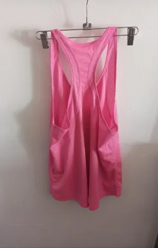 Camiseta deportiva Nike tirantes rosa