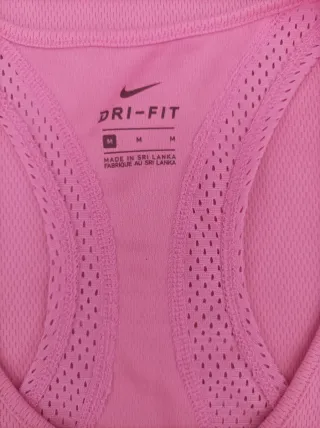 Camiseta deportiva Nike tirantes rosa