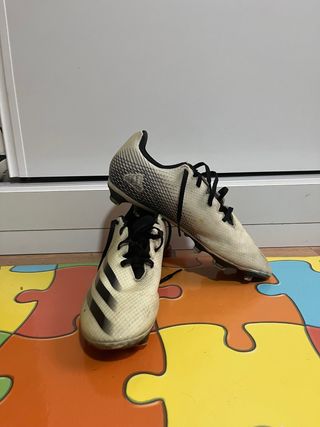 Zapatillas Adidas Blancas y Negras