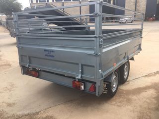 Remolque Doble Eje Ruedas por Debajo