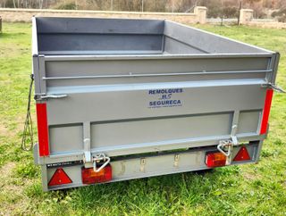 Remolque Doble Eje Ruedas por Debajo