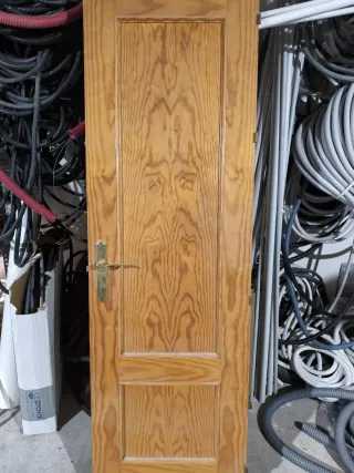 Puerta de madera