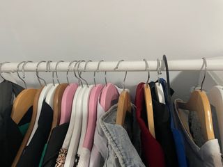 Porta abiti in metallo bianco