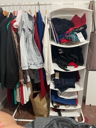 Porta abiti in metallo bianco