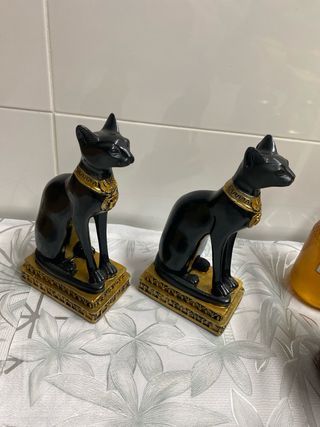 2 Figuras Gatos Egipcios Negros Dorados