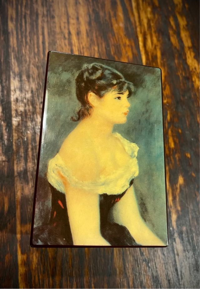 Caja de Música Antigua