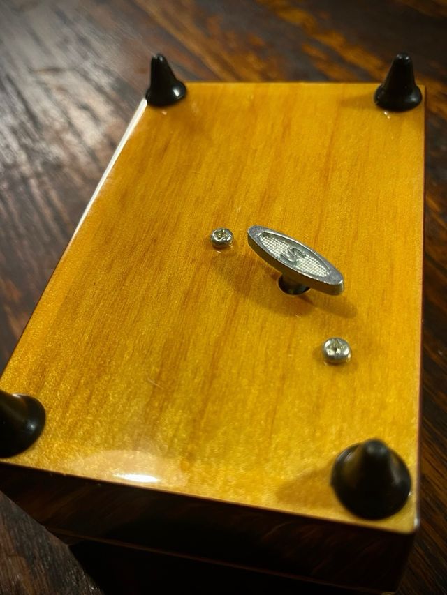 Caja de Música Antigua