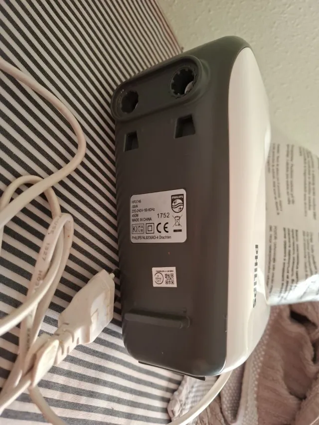 Batidora amasadora Philips blanca