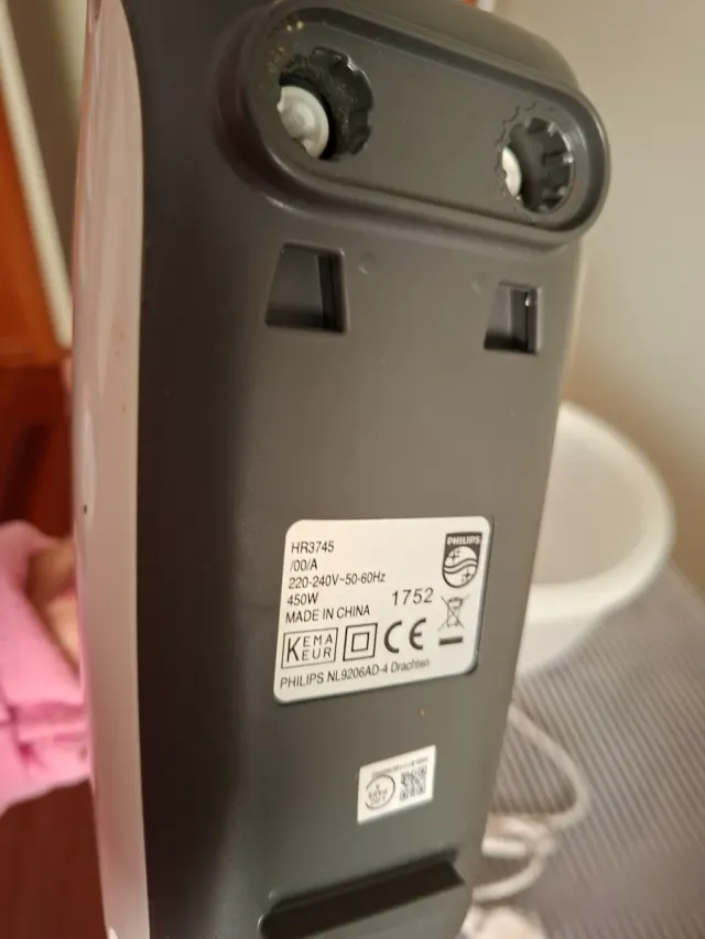 Batidora amasadora Philips blanca