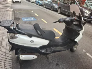 Piaggio X9 125