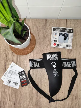 Protección boxeo femenina Metal Boxe