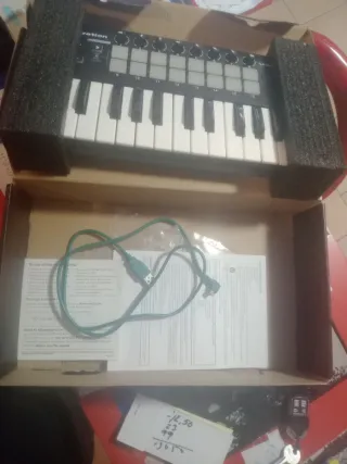 Novation Launchkey Mini Teclado Control