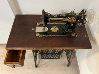 Máquina de coser Singer antigua 1922