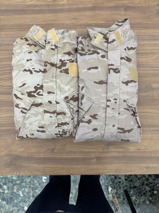 Ropa militar camuflaje