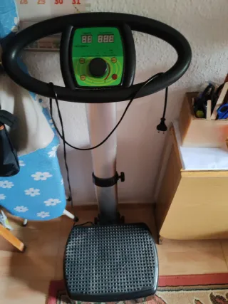 Máquina de ejercicio vibratoria