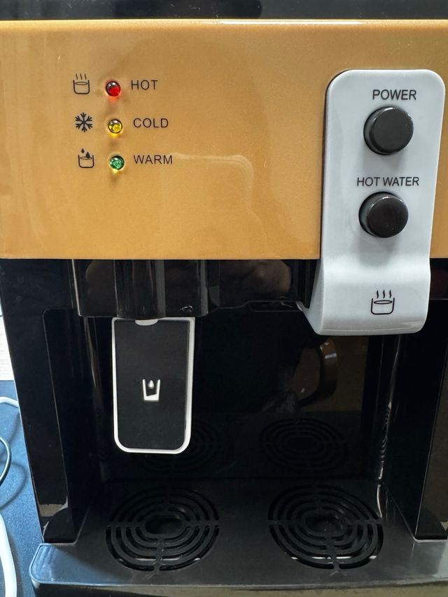 Dispensador de agua eléctrico