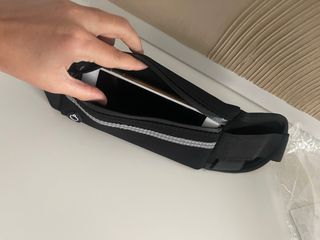 Riñonera negra deportiva nueva