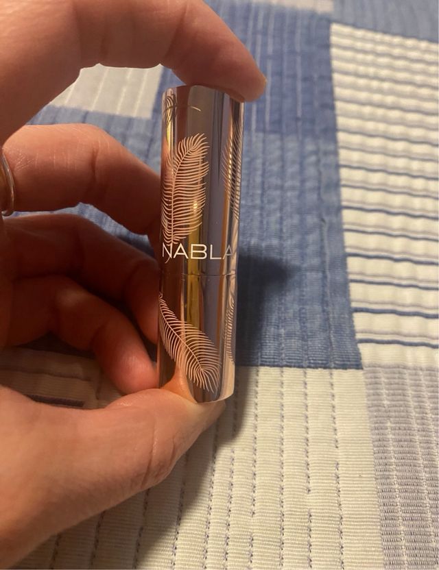 Labial NABLA Dorado/Morado Rojo oscuro