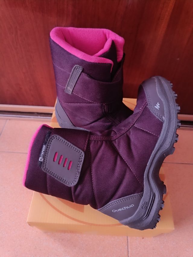 Botas de nieve y manoplas para niños