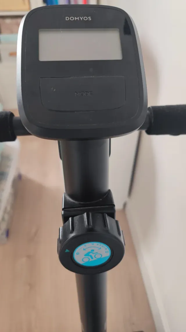 Bicicleta Estática Domyos Essential 03