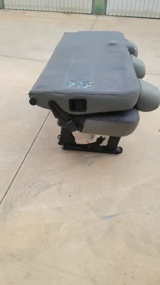 Asientos Renault Trafic 2004