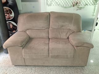 Mobiliario competo para estetica.