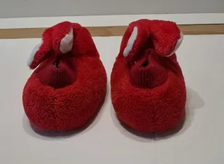 Pantofole bimbo rosse a forma di coniglio
