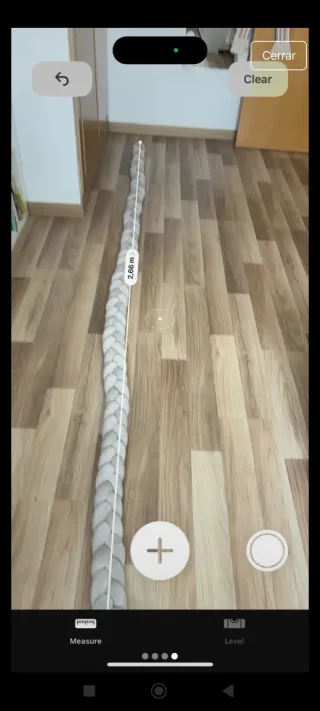 Trenza protectora para cuna gris