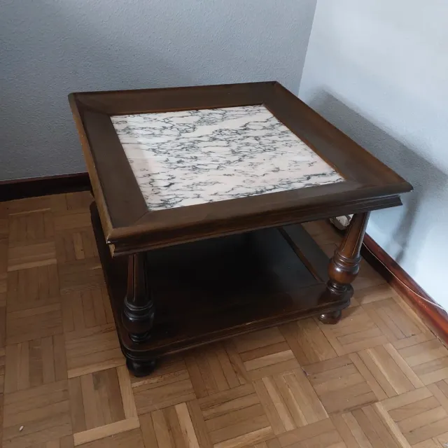 Mesa auxiliar madera y mármol