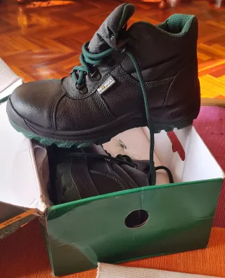 Botas de Seguridad Bee Work Talla 36 Nuevas TYRS3