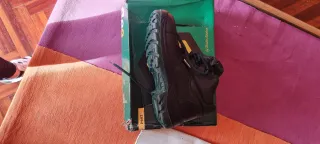 Botas de Seguridad Bee Work Talla 36 Nuevas TYRS3