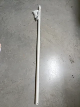 Barra per armadio Ikea bianca in metallo, supporti in plastica