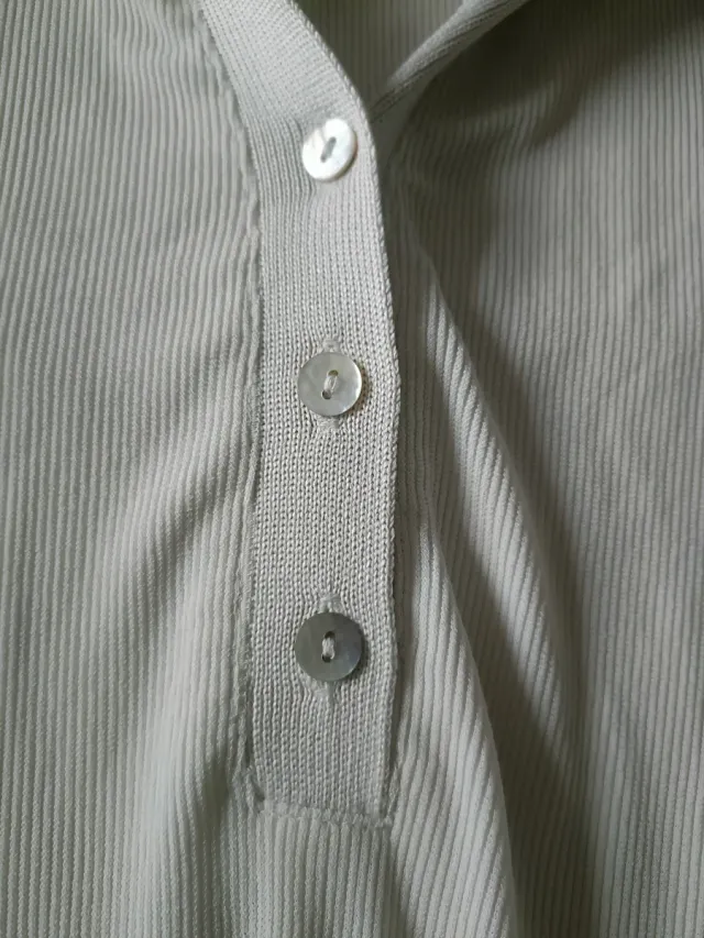 Camiseta Zara manga larga blanco roto