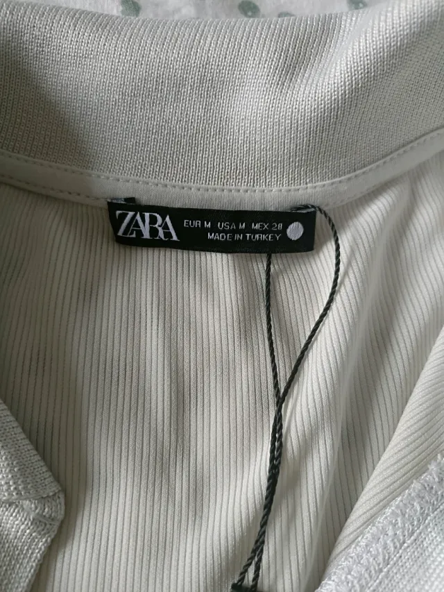 Camiseta Zara manga larga blanco roto