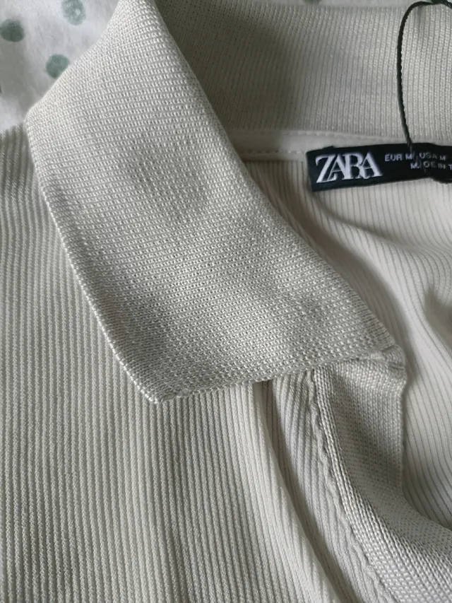 Camiseta Zara manga larga blanco roto