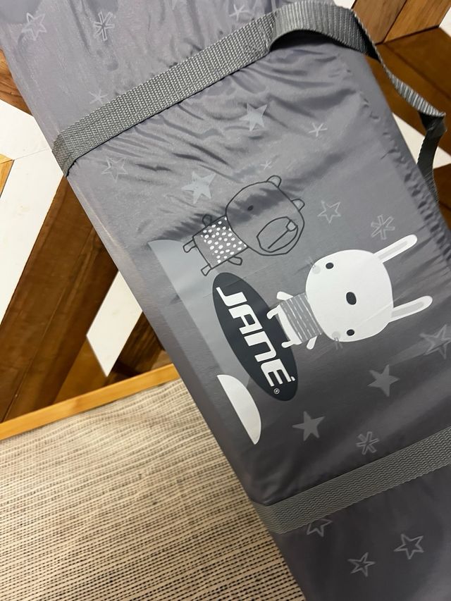 Cuna de viaje Jane + parque