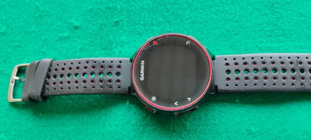 Garmin Forerunner 235 Negro/Granate