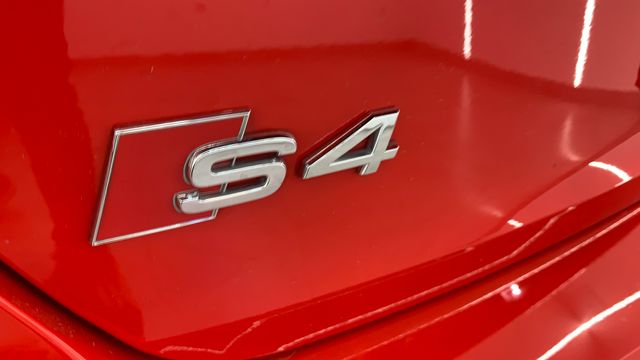 Audi S4 3.0 TFSI 260kW quattro tiptron avant