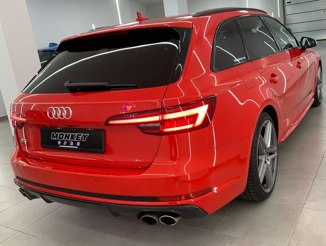 Audi S4 3.0 TFSI 260kW quattro tiptron avant