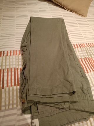 Pantalón chino verde