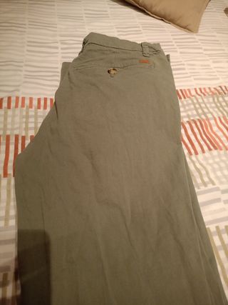 Pantalón chino verde