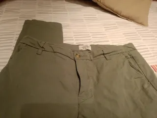 Pantalón chino verde