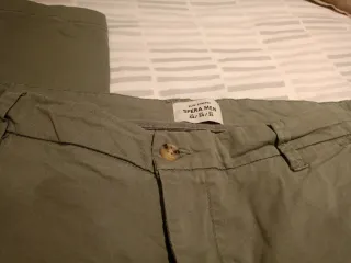 Pantalón chino verde