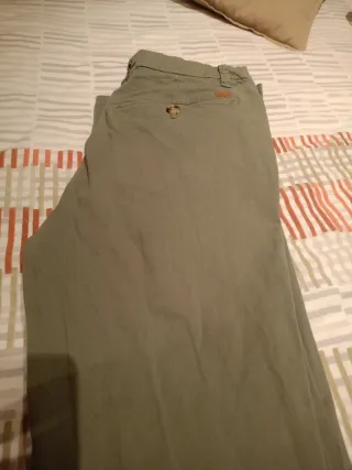 Pantalón chino verde