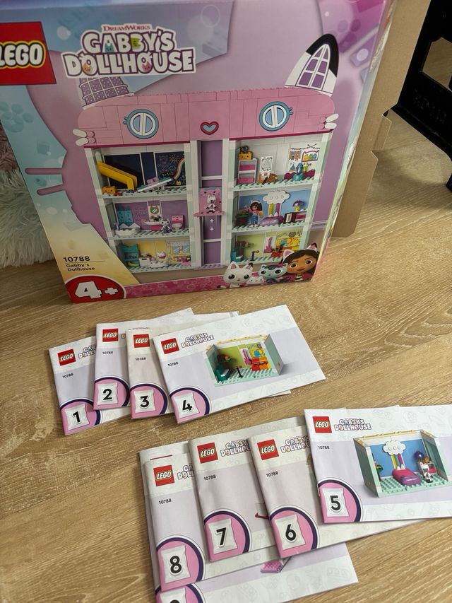 Lego Gabby's Dollhouse 10788 y 10795