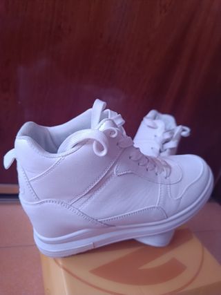 Botas blancas tacón corrido